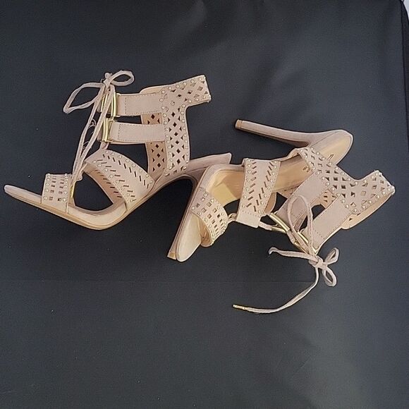 BRAND NEW QUPID POINTED TOE CUTOUT DESIGN GOLD STUDDED EMBELLISHMENTS SANDAL - Picture 6 of 16